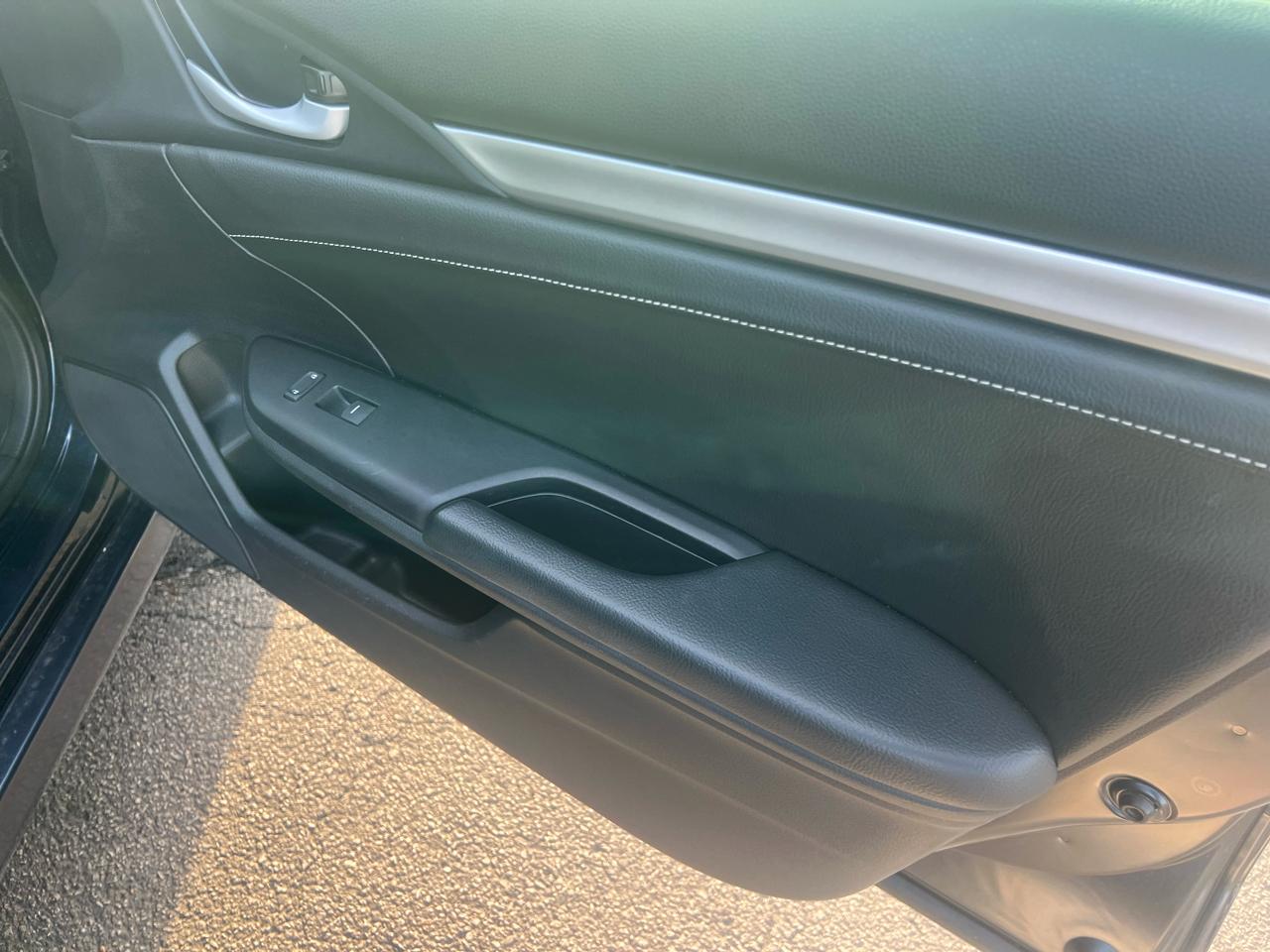 Honda Civic EX-T Sedan CVT 2017