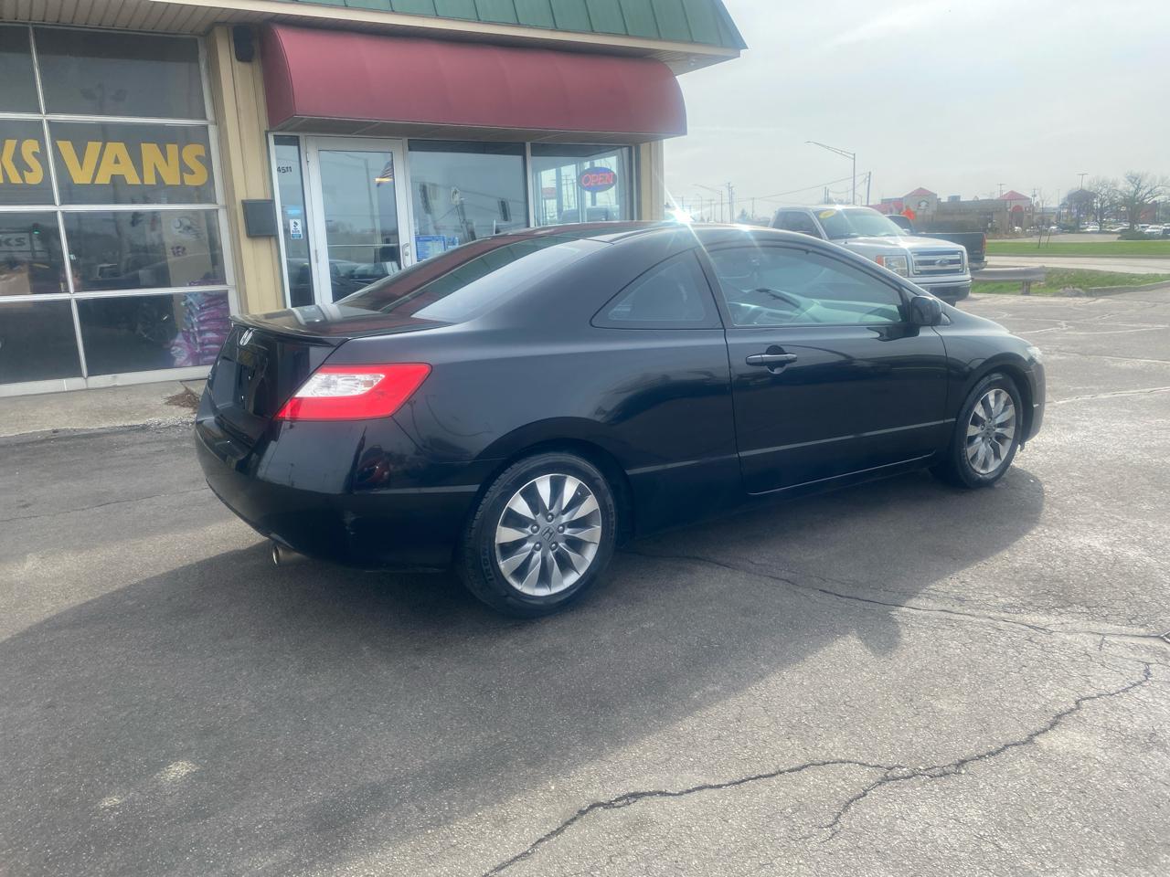 Honda Civic EX-L Coupe 5-Speed AT with Navigation 2011