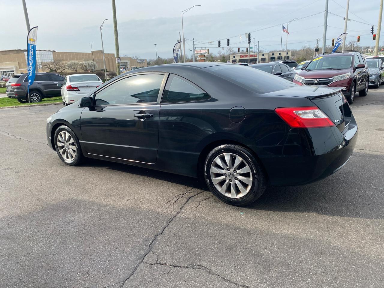 Honda Civic EX-L Coupe 5-Speed AT with Navigation 2011