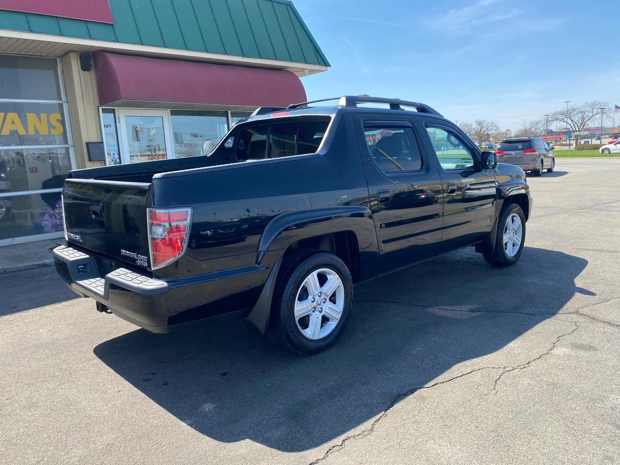 Honda Ridgeline RTL w/ Leather and Navigation 2013