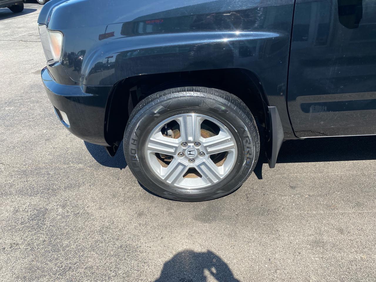 Honda Ridgeline RTL w/ Leather and Navigation 2013