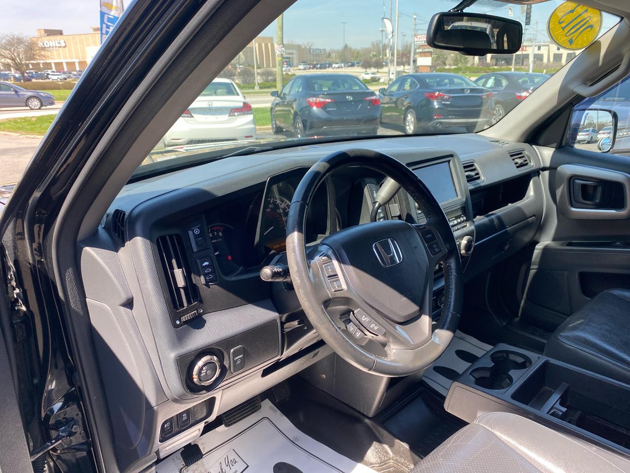 Honda Ridgeline RTL w/ Leather and Navigation 2013