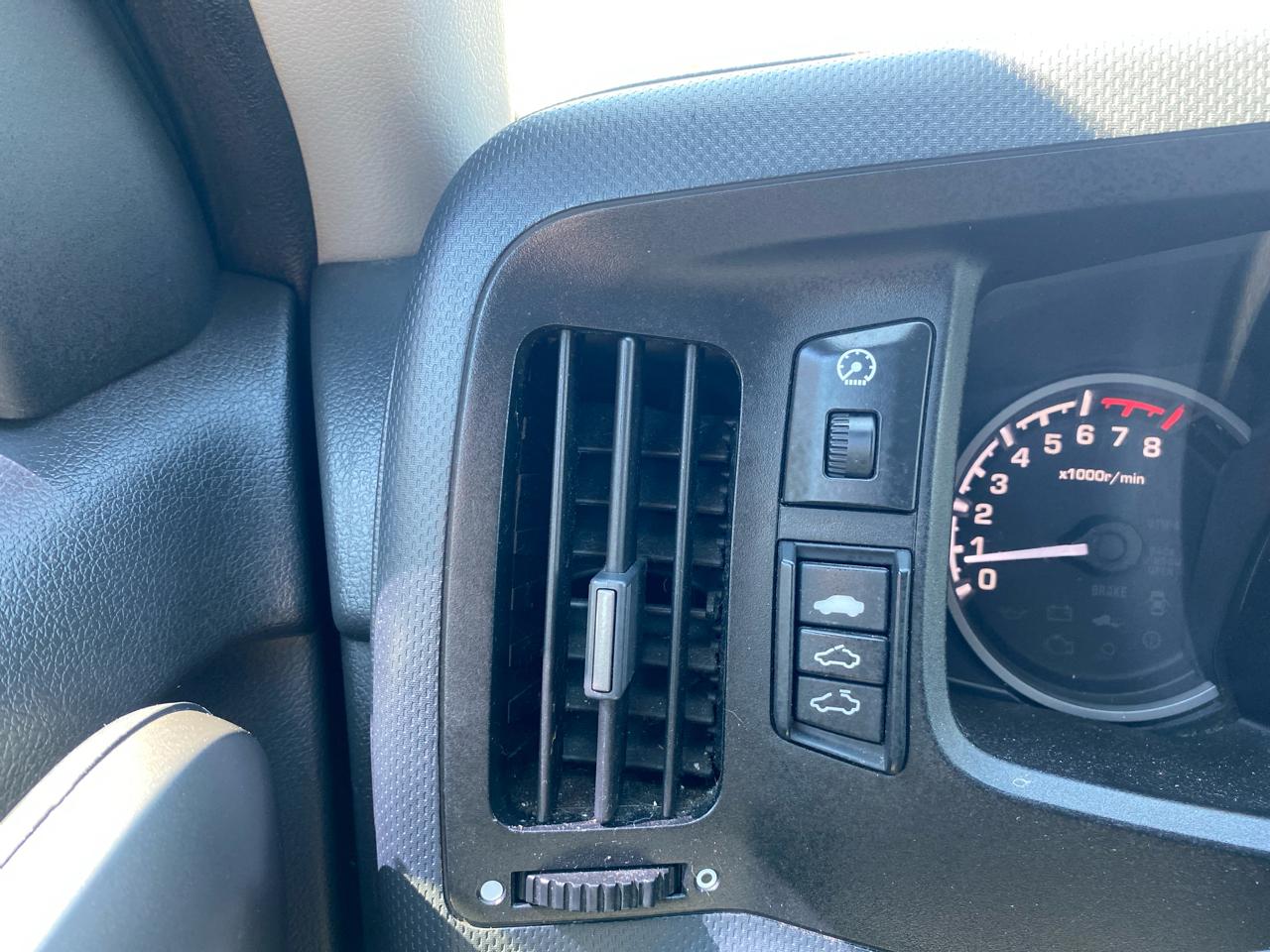 Honda Ridgeline RTL w/ Leather and Navigation 2013