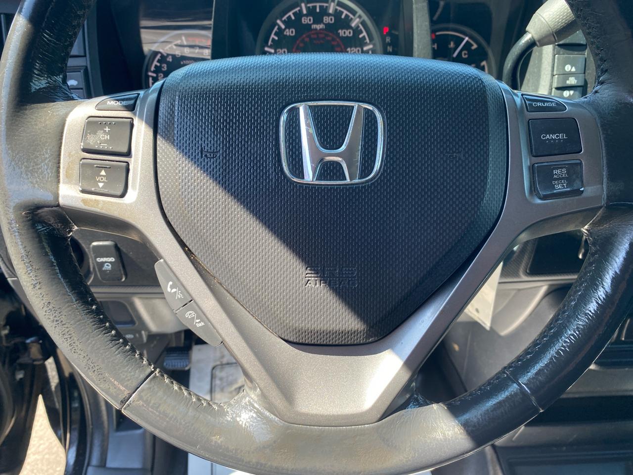 Honda Ridgeline RTL w/ Leather and Navigation 2013