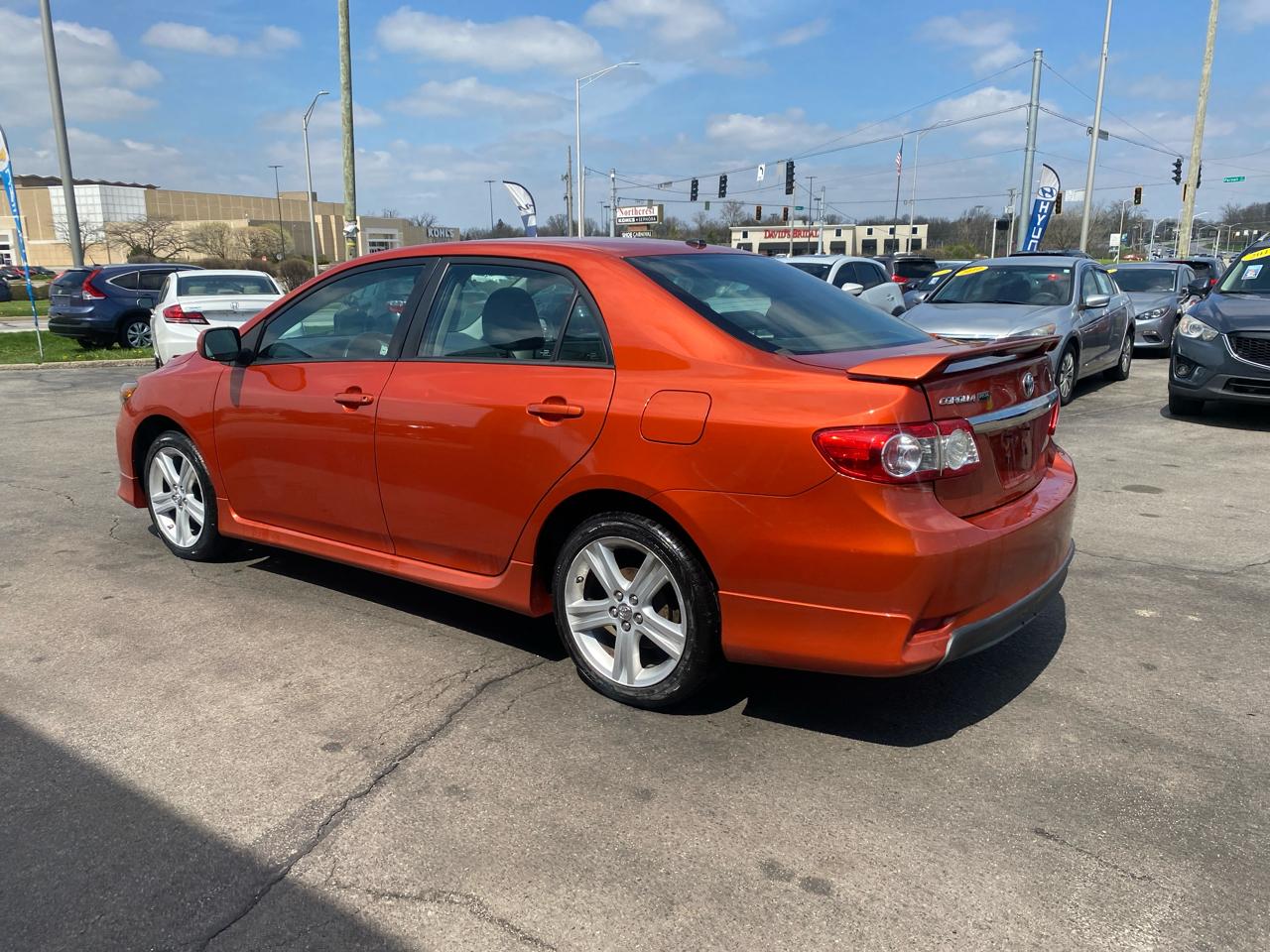 Toyota Corolla S 4-Speed AT 2013