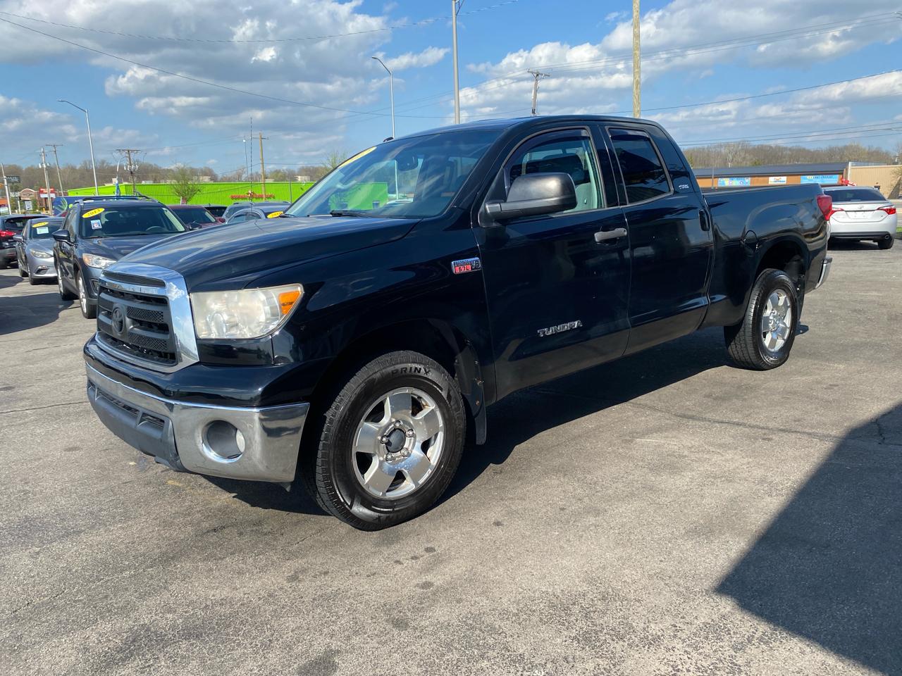 Toyota Tundra Tundra-Grade 5.7L Double Cab 4WD 2012