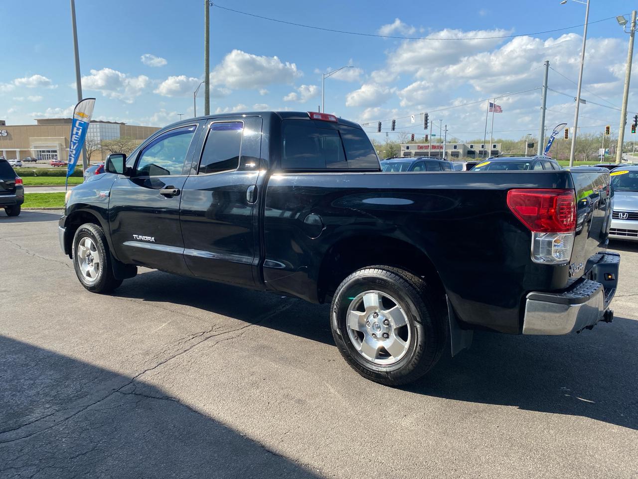 Toyota Tundra Tundra-Grade 5.7L Double Cab 4WD 2012