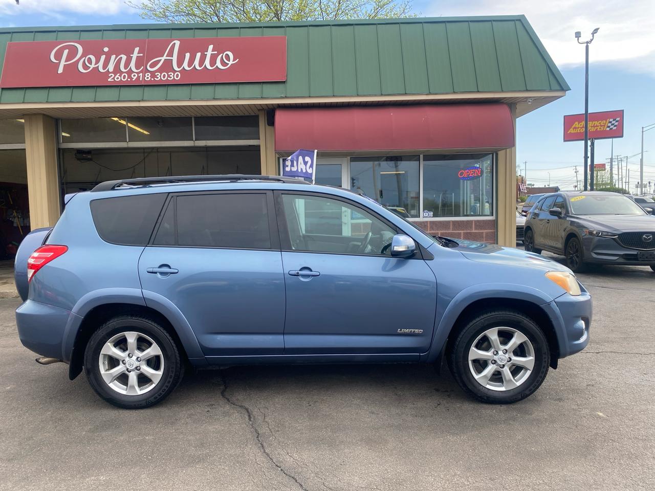 Toyota RAV4 Limited I4 4WD 2011