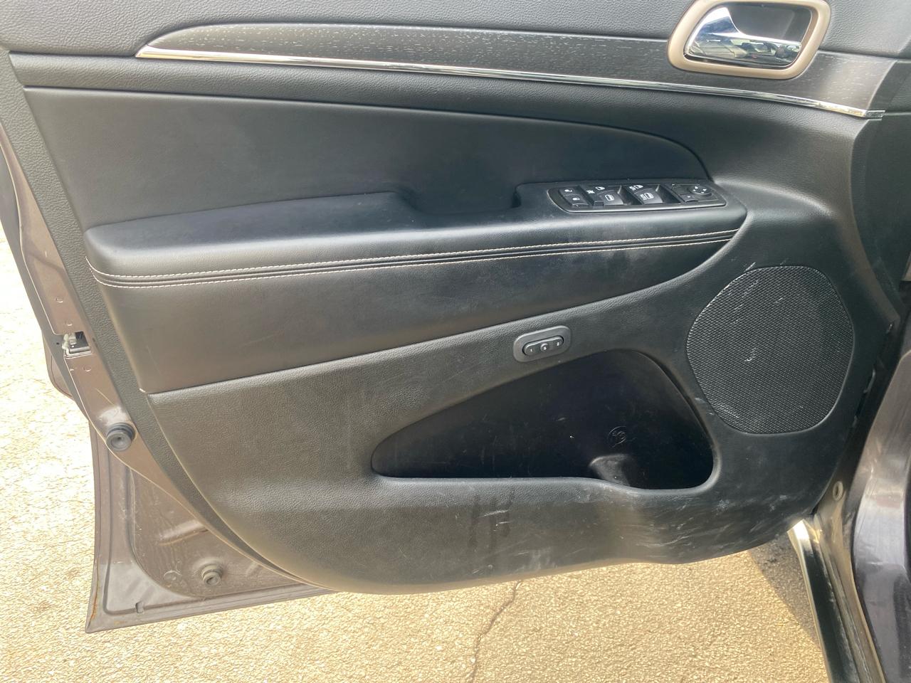 Jeep Grand Cherokee Limited 4WD 2015