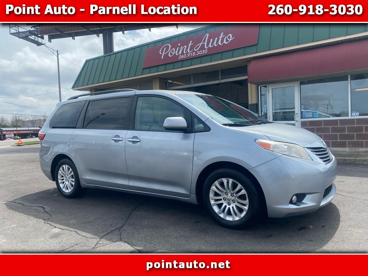 Toyota Sienna XLE FWD 8-Passenger V6 2015