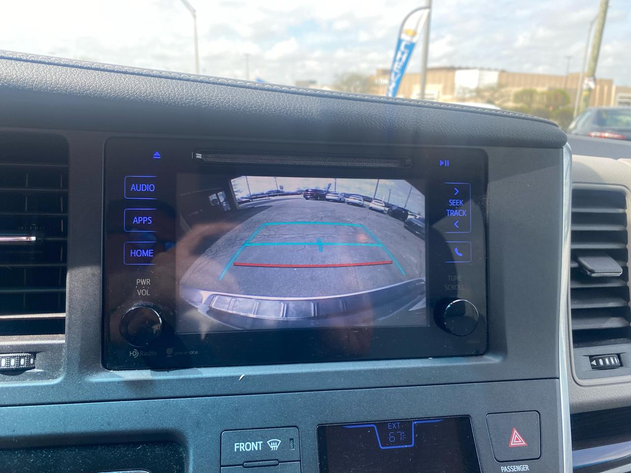 Toyota Sienna XLE FWD 8-Passenger V6 2015