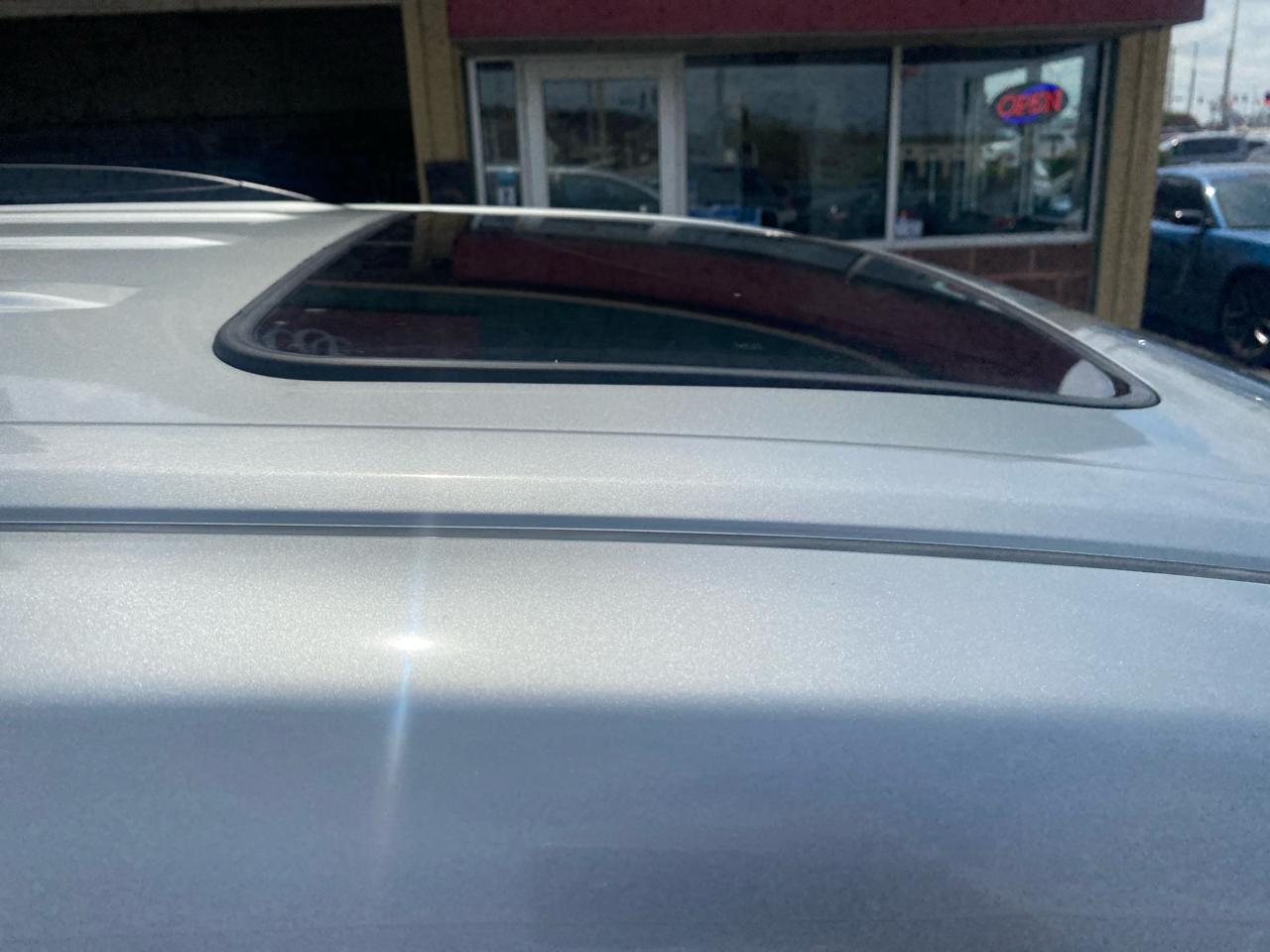 Toyota Sienna XLE FWD 8-Passenger V6 2015