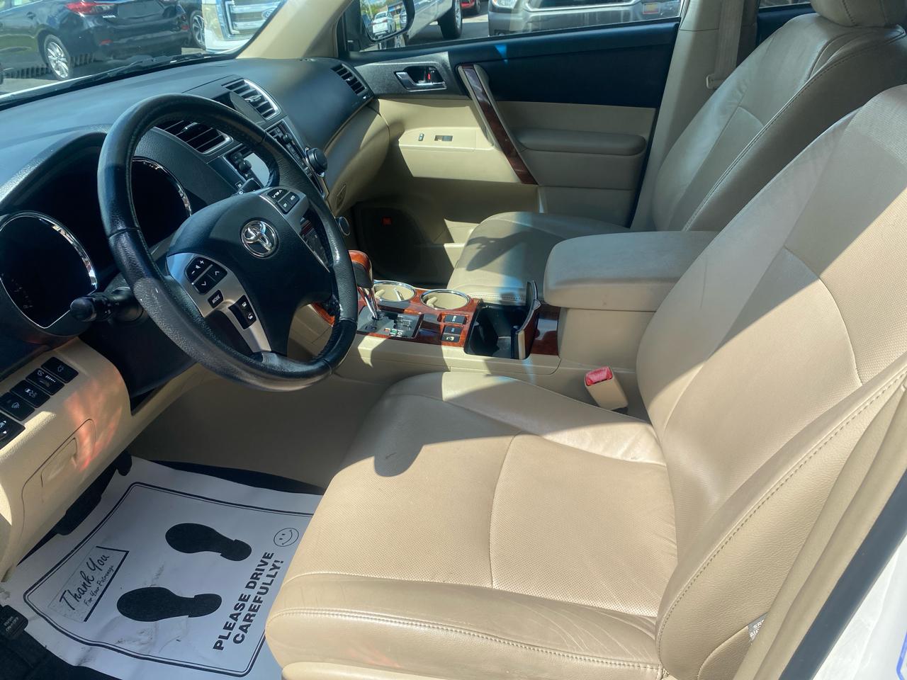 Toyota Highlander Limited 4WD 2013