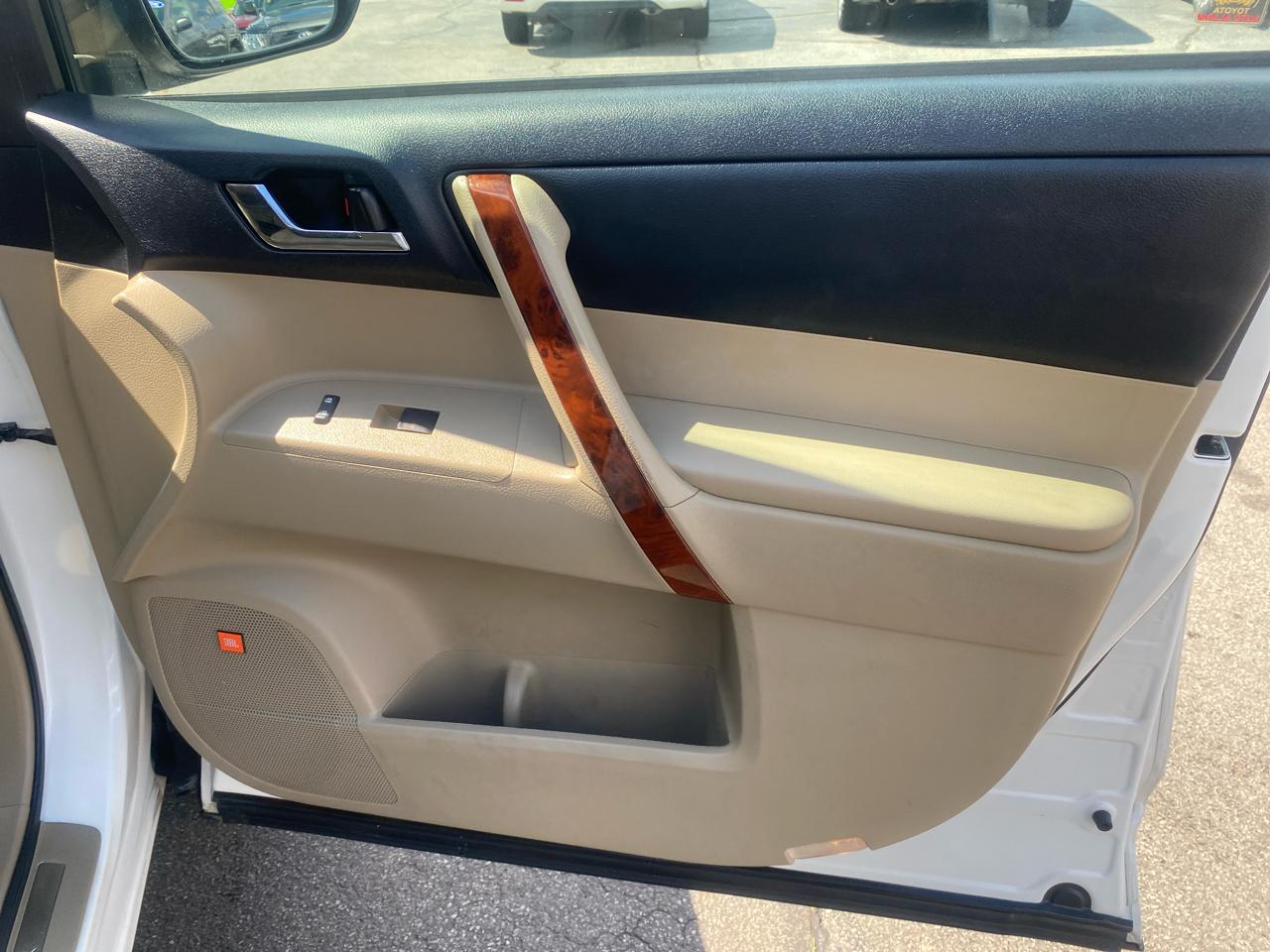 Toyota Highlander Limited 4WD 2013