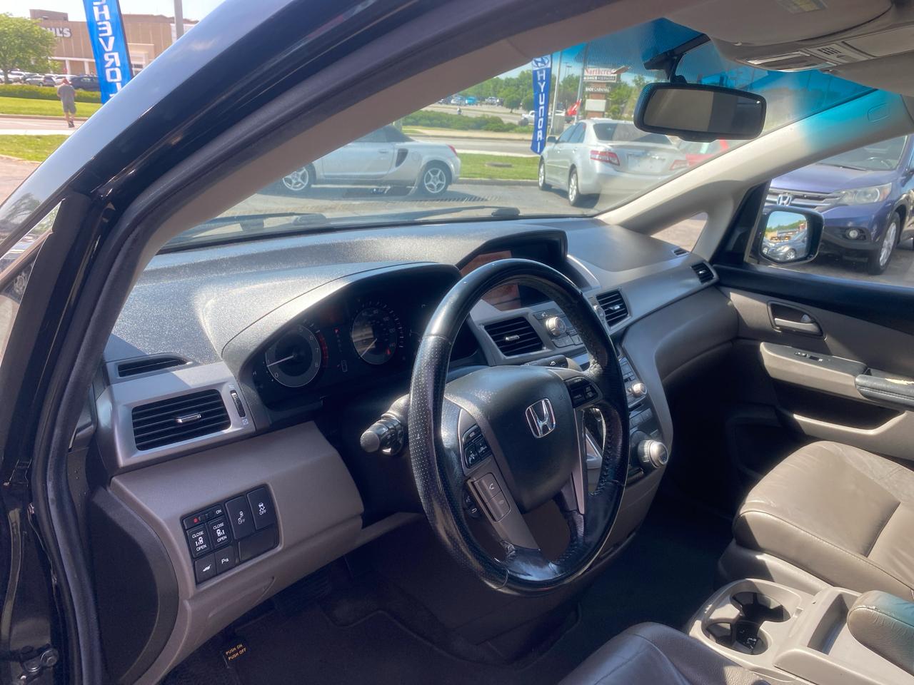 Honda Odyssey Touring 2012