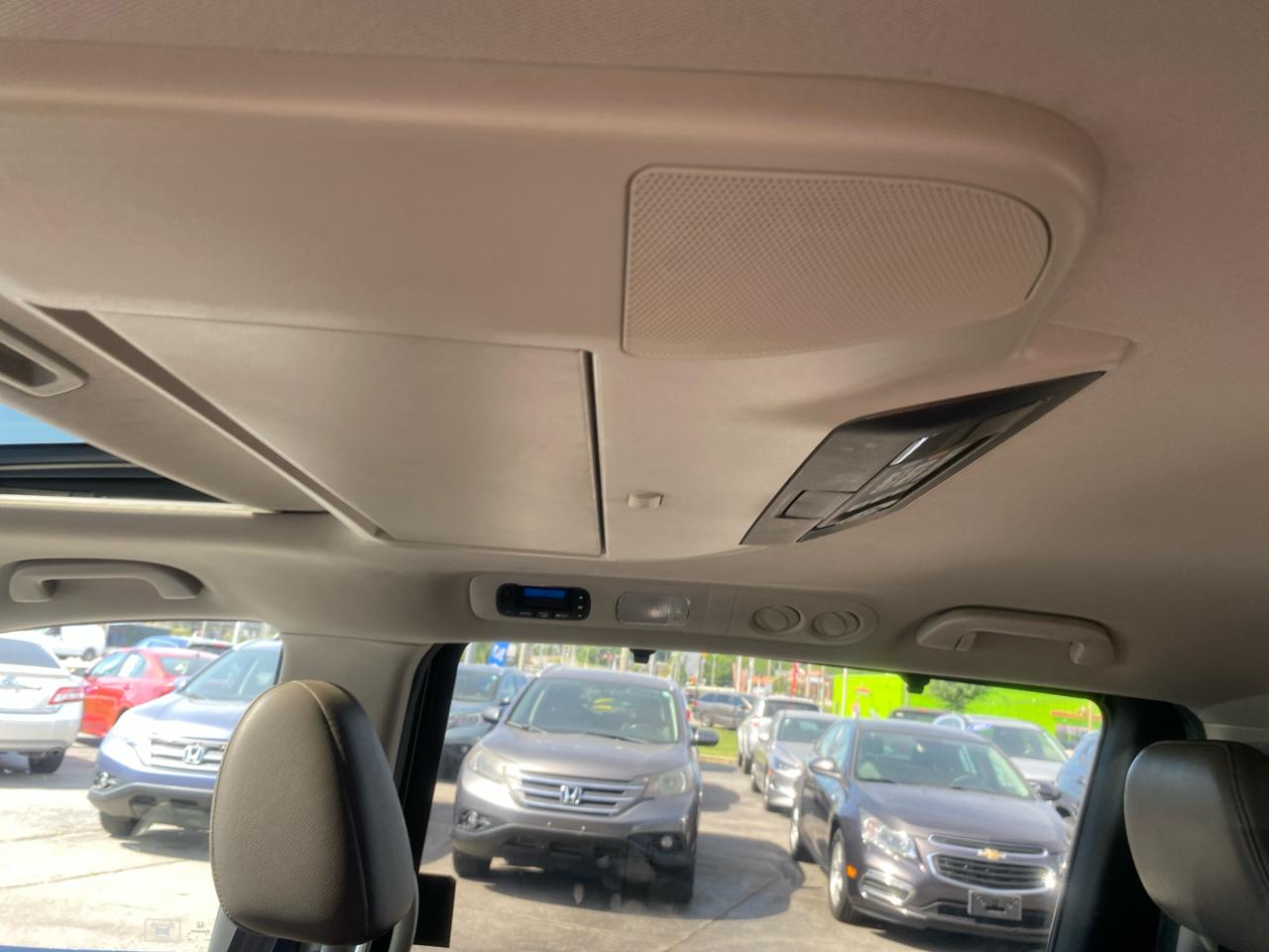 Honda Odyssey Touring 2012
