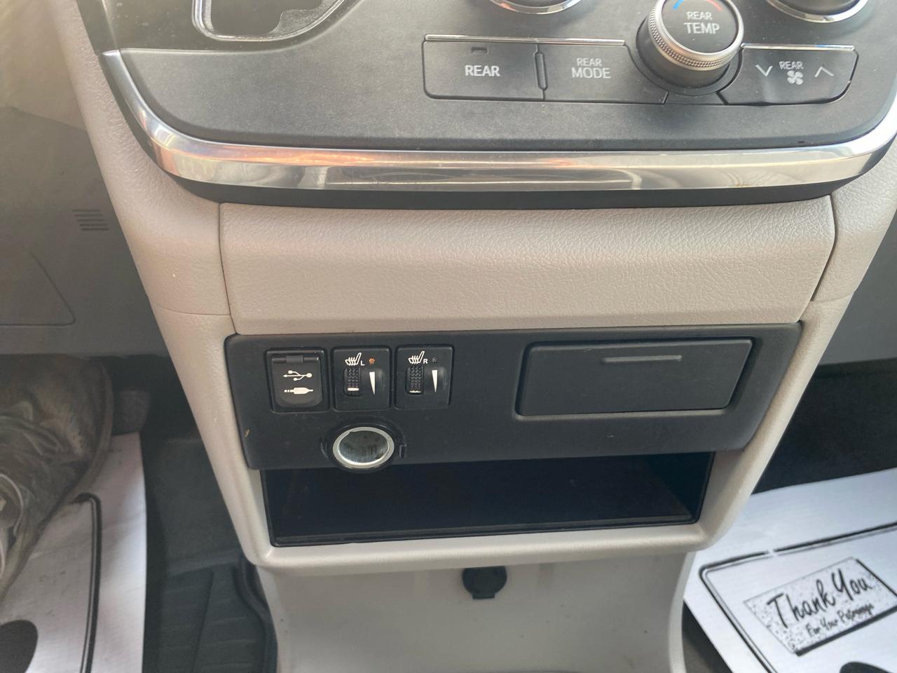 Toyota Sienna XLE FWD 8-Passenger V6 2015