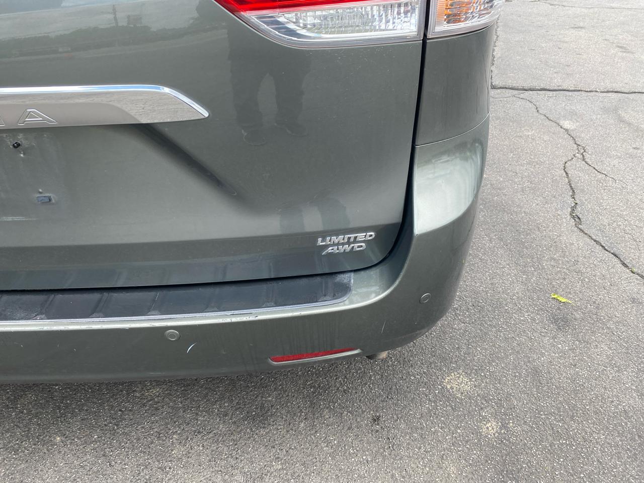 Toyota Sienna Limited AWD 7-Passenger V6 2012