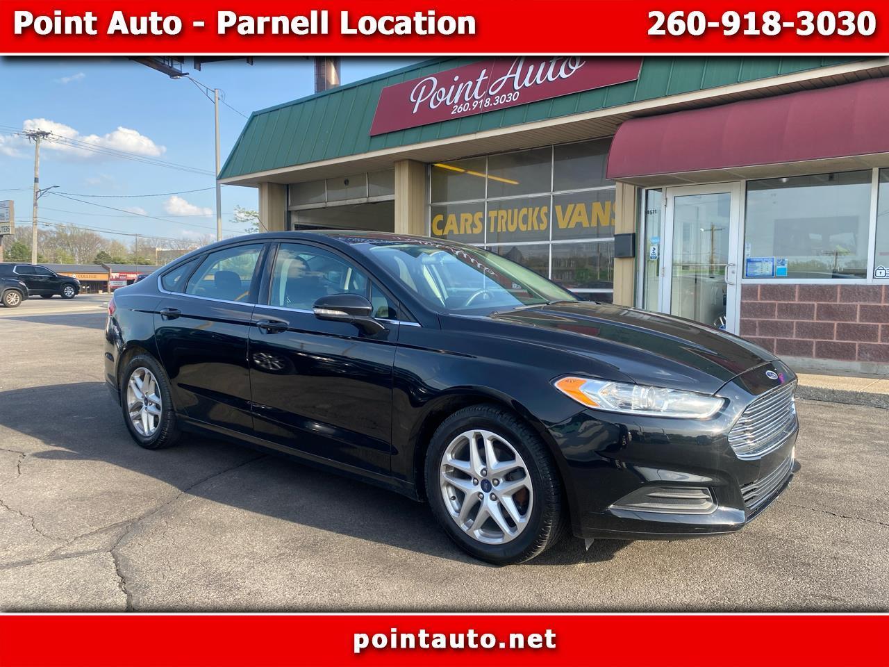 Ford Fusion SE 2016