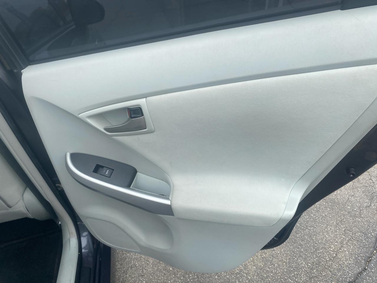 Toyota Prius Prius III 2012