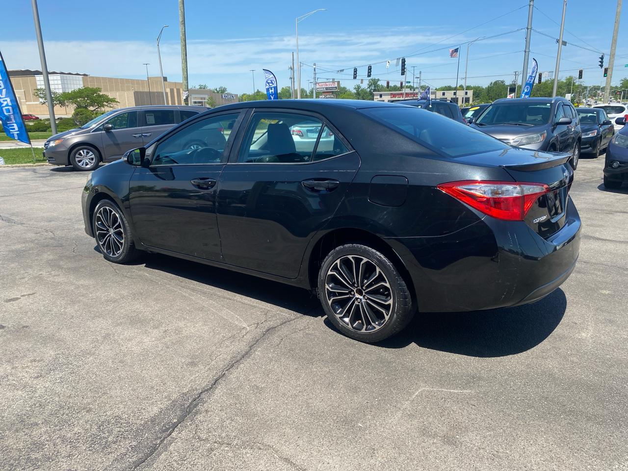 Toyota Corolla S Premium CVT 2016
