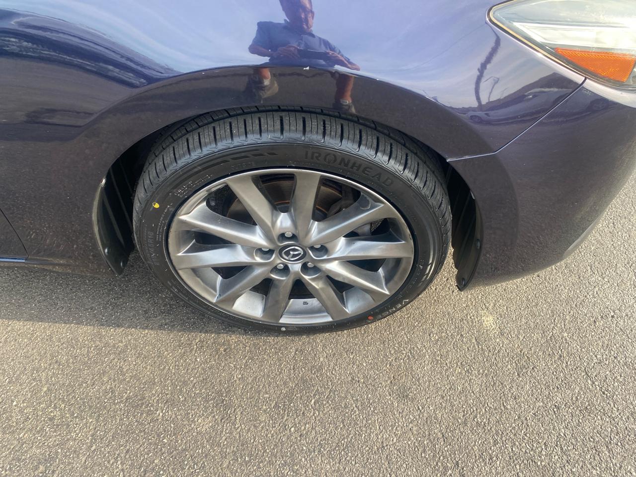 Mazda MAZDA3 s Grand Touring AT 5-Door 2018