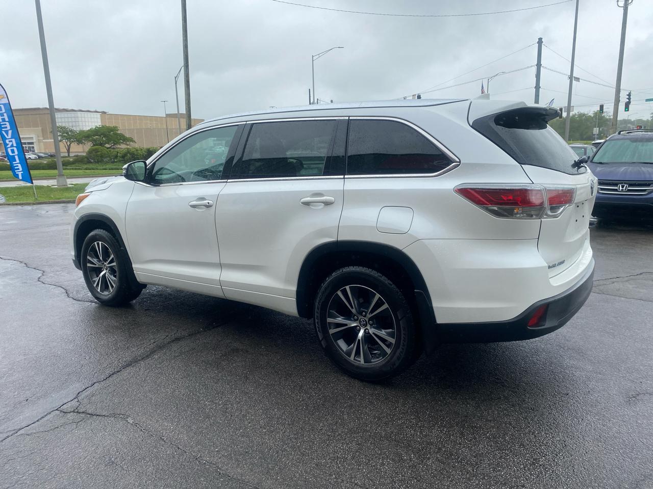 Toyota Highlander XLE AWD V6 2016
