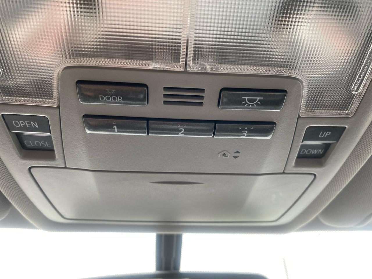 Toyota Highlander XLE AWD V6 2016