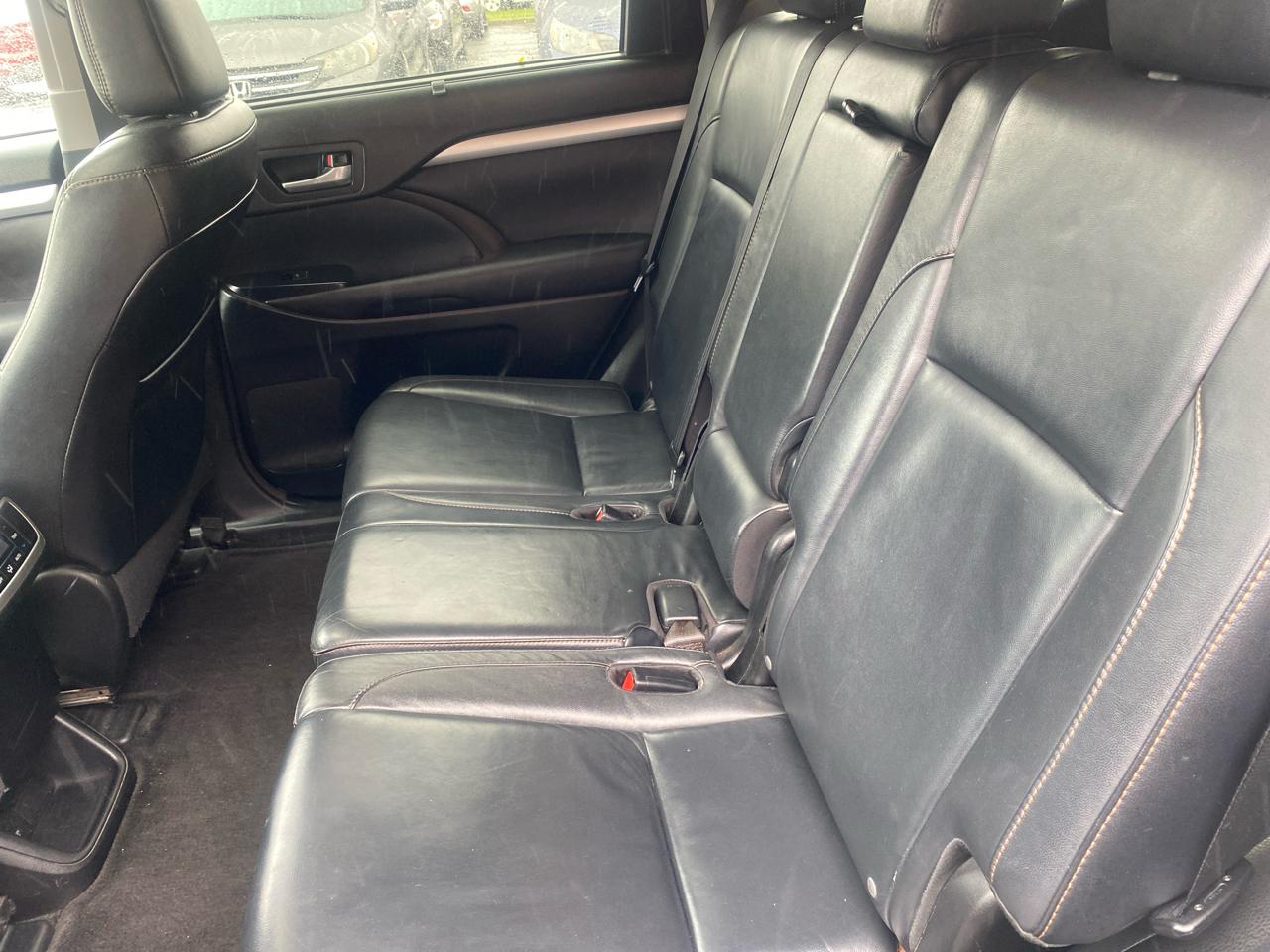 Toyota Highlander XLE AWD V6 2016