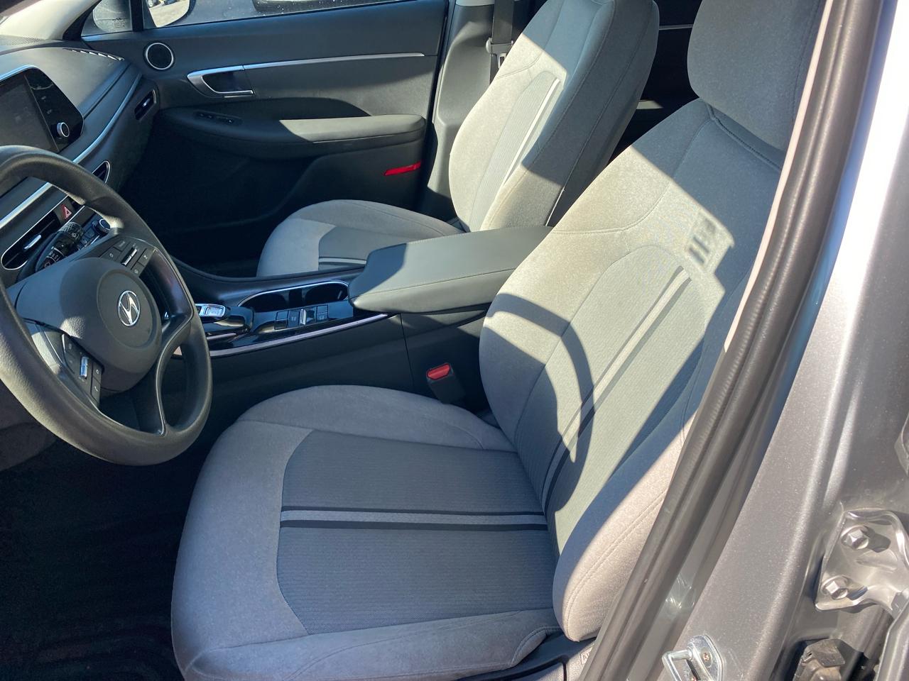Hyundai Sonata SE 2021