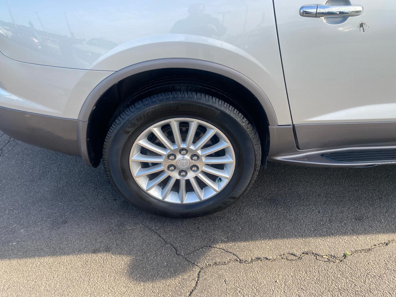 Buick Enclave CXL AWD 2010
