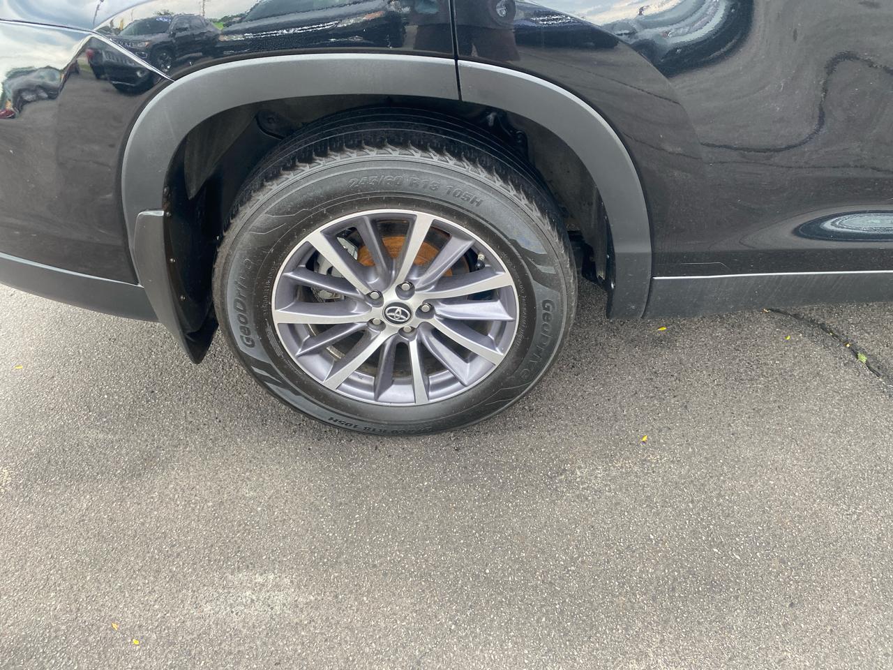 Toyota Highlander XLE AWD V6 2019