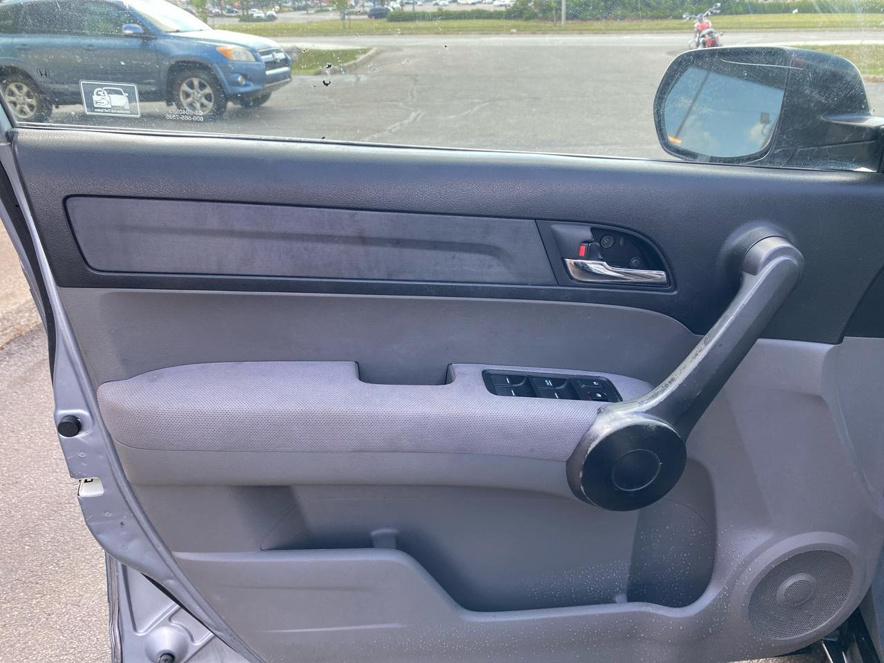 Honda CR-V LX 2WD 5-Speed AT 2009