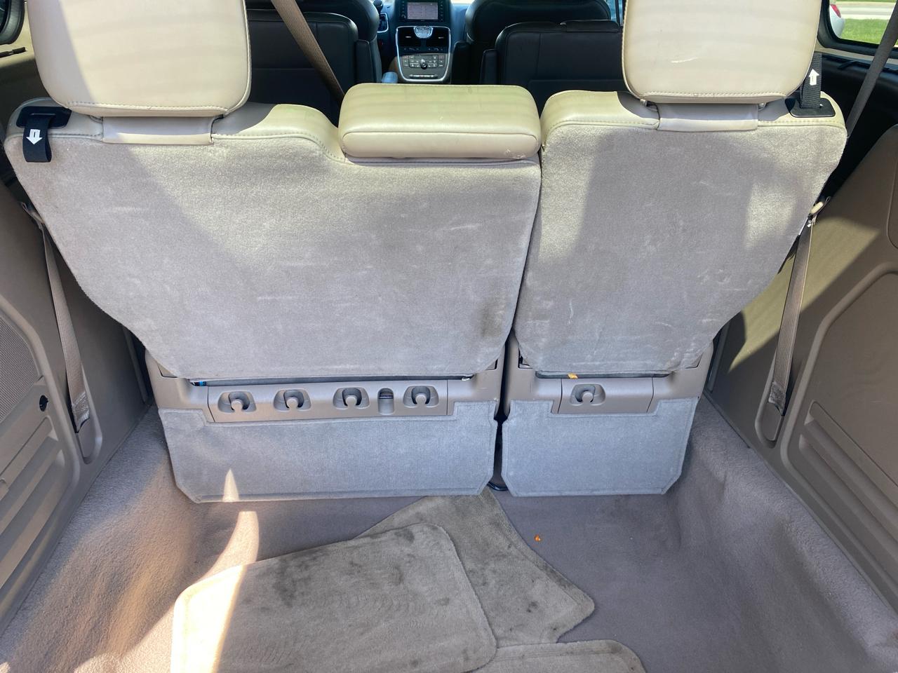 Chrysler Town & Country Limited 2012