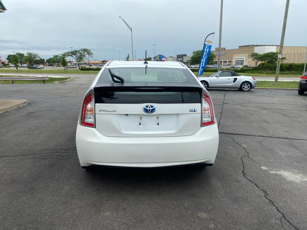 Toyota Prius Three 2014
