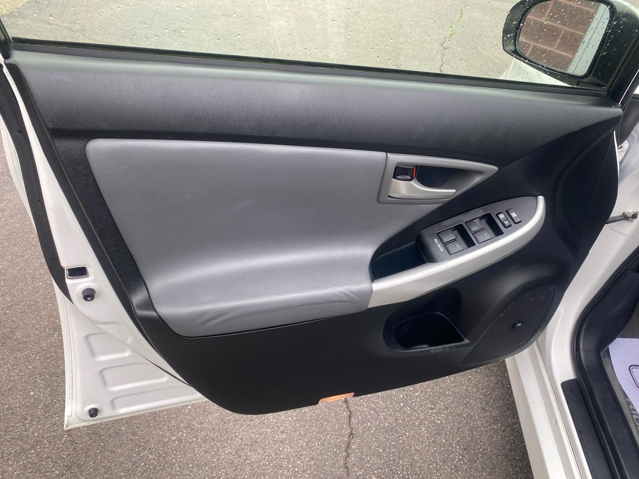Toyota Prius Three 2014