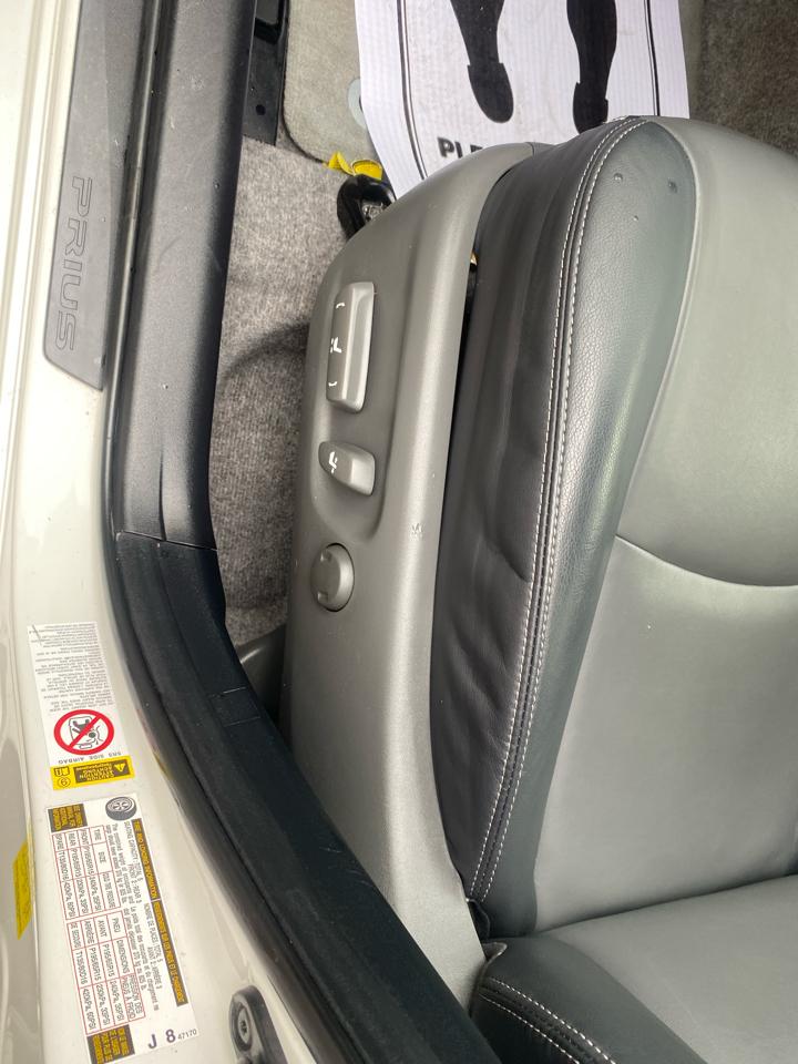 Toyota Prius Three 2014