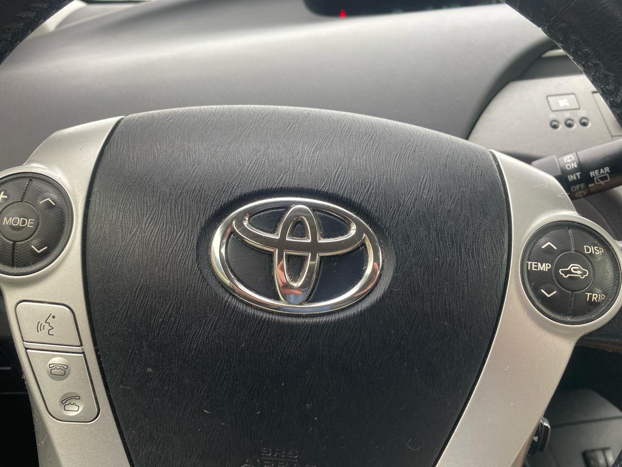 Toyota Prius Three 2014