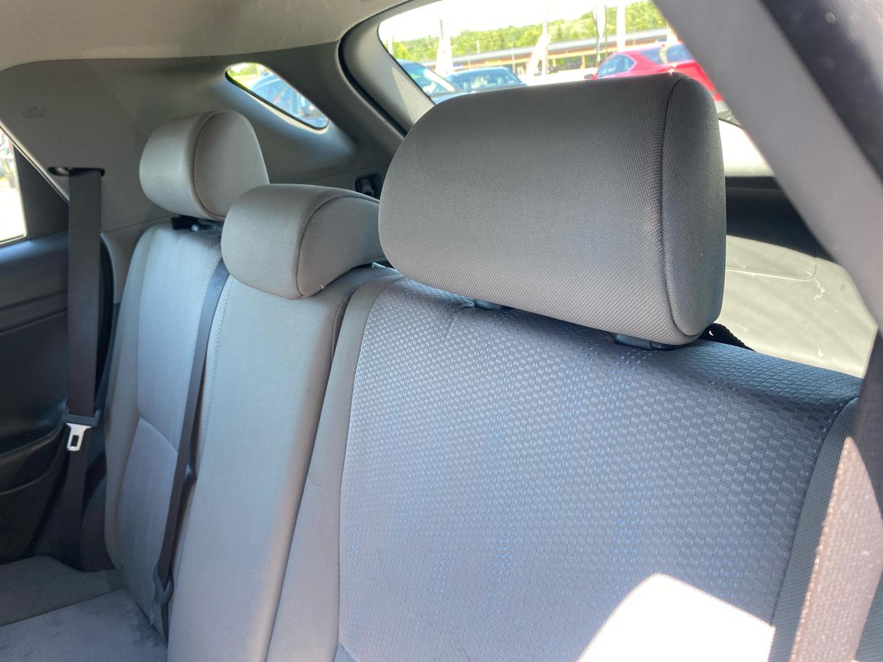 Toyota Matrix S 5-Speed AT 2012