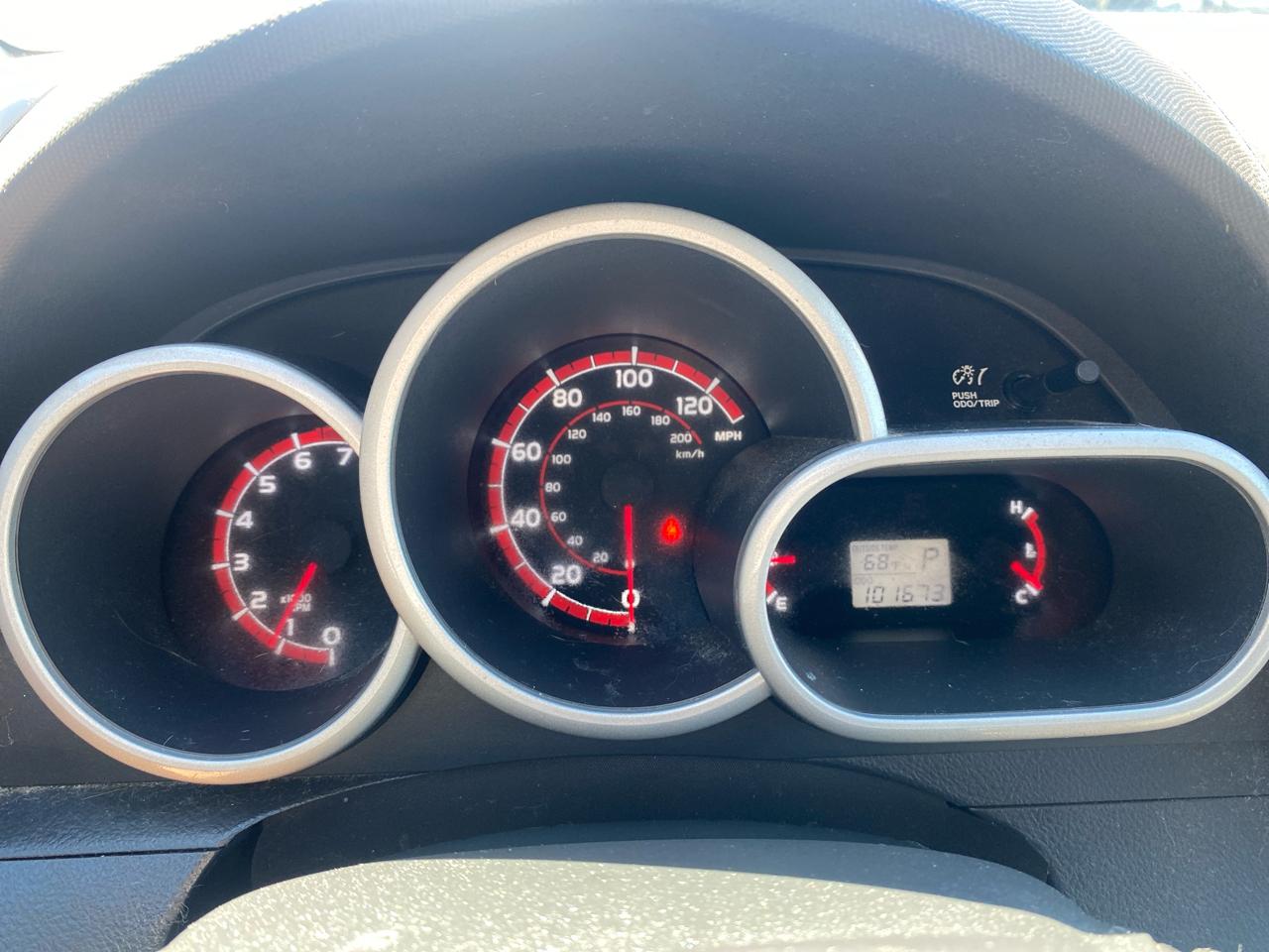 Toyota Matrix S 5-Speed AT 2012