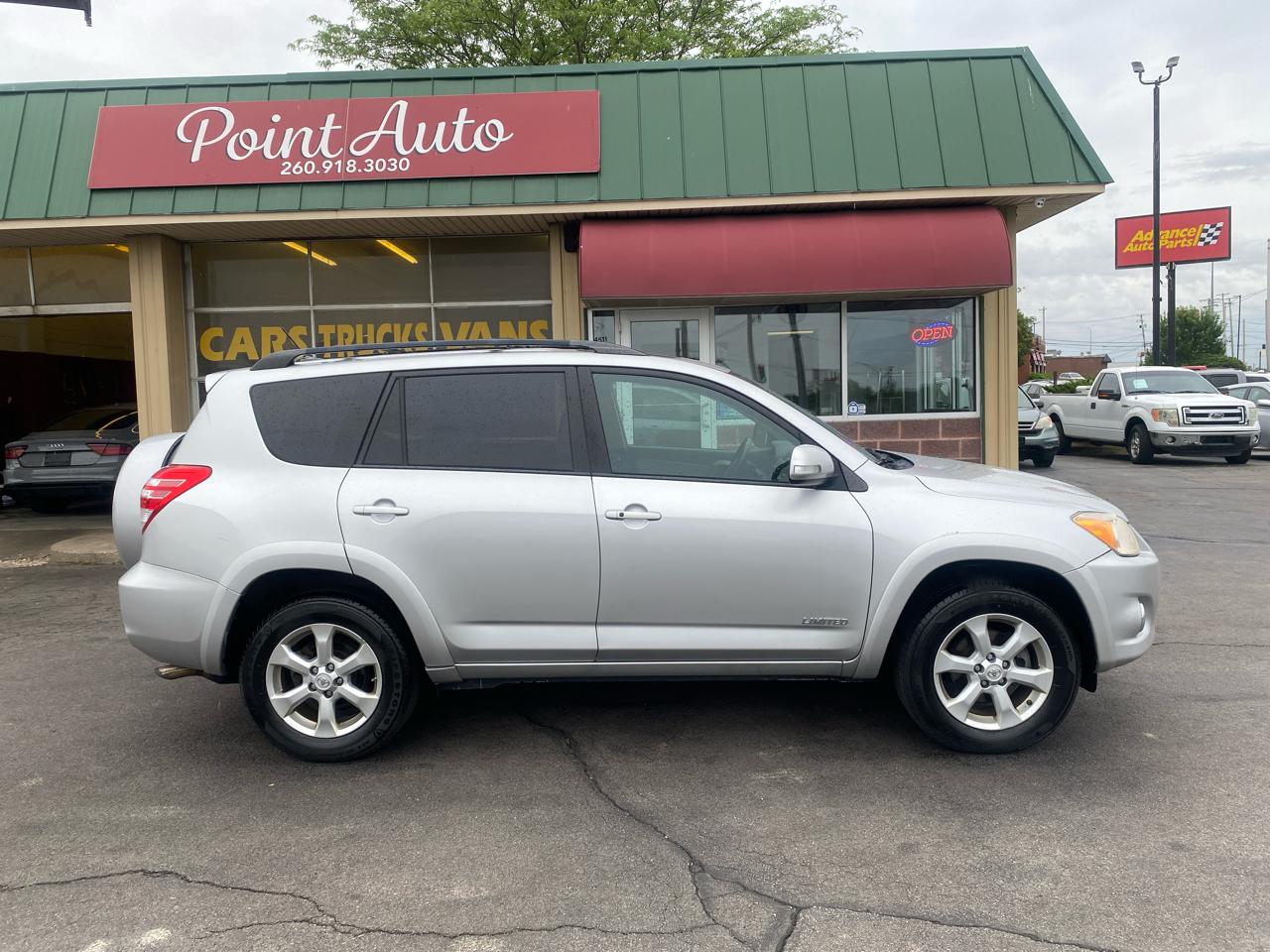 Toyota RAV4 Limited V6 4WD 2012