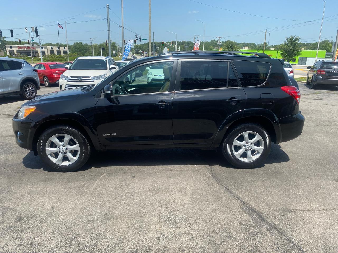 Toyota RAV4 Limited I4 4WD 2012