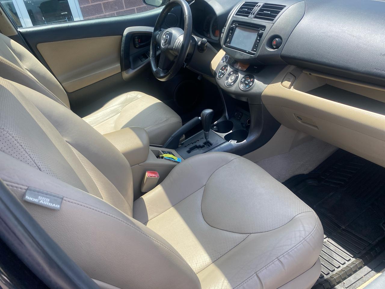 Toyota RAV4 Limited I4 4WD 2012