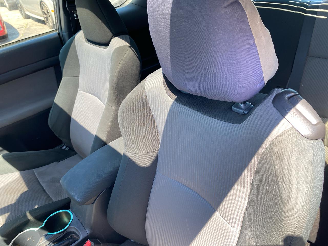 Scion tC Sports Coupe 6-Spd AT 2015