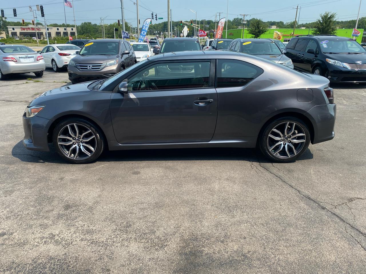Scion tC Sports Coupe 6-Spd AT 2015