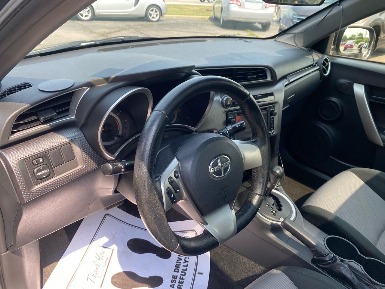 Scion tC Sports Coupe 6-Spd AT 2015