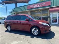 2015 Toyota Sienna 