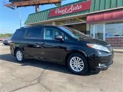 2013 Toyota Sienna 