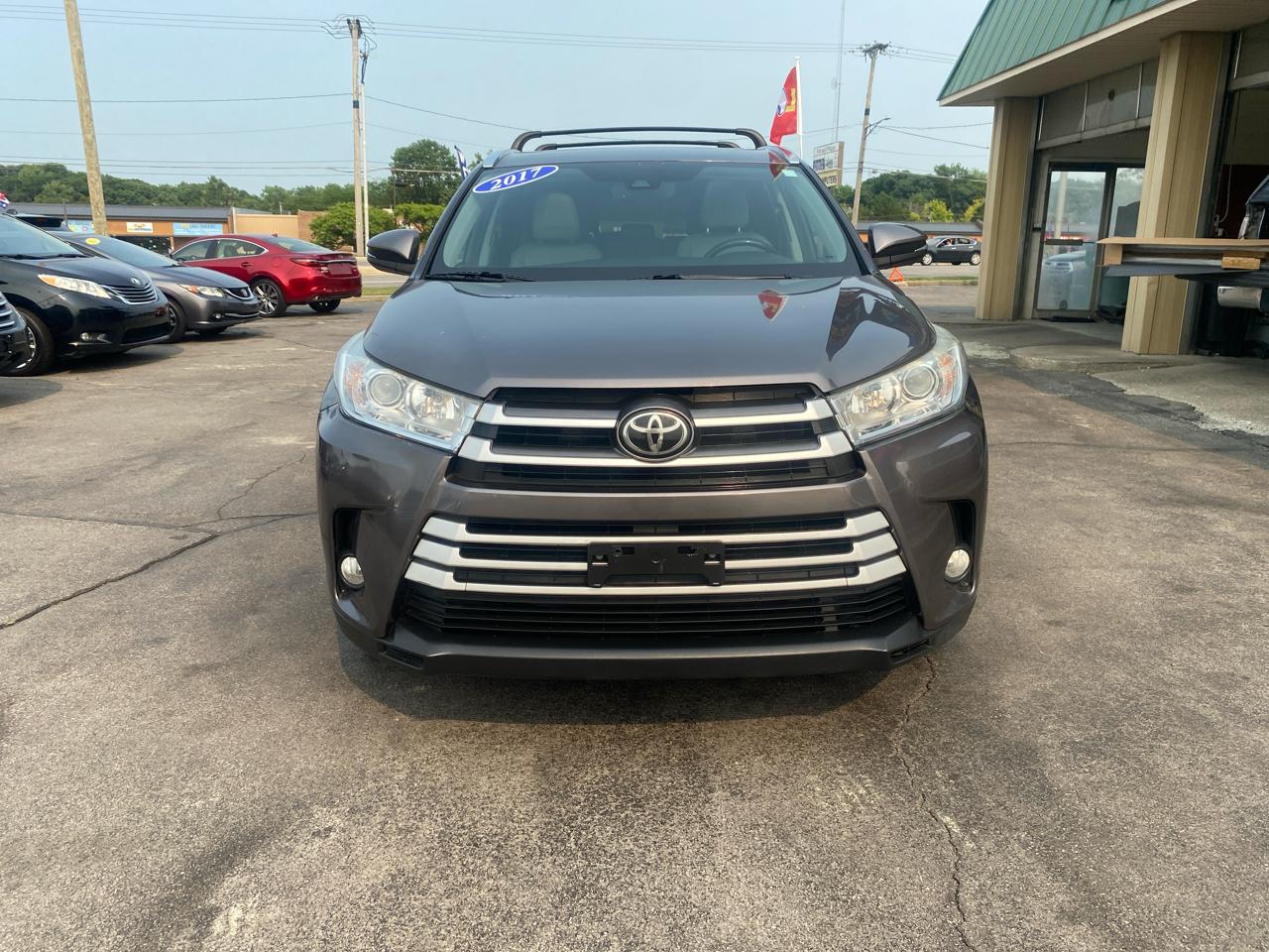 Toyota Highlander XLE AWD V6 2017