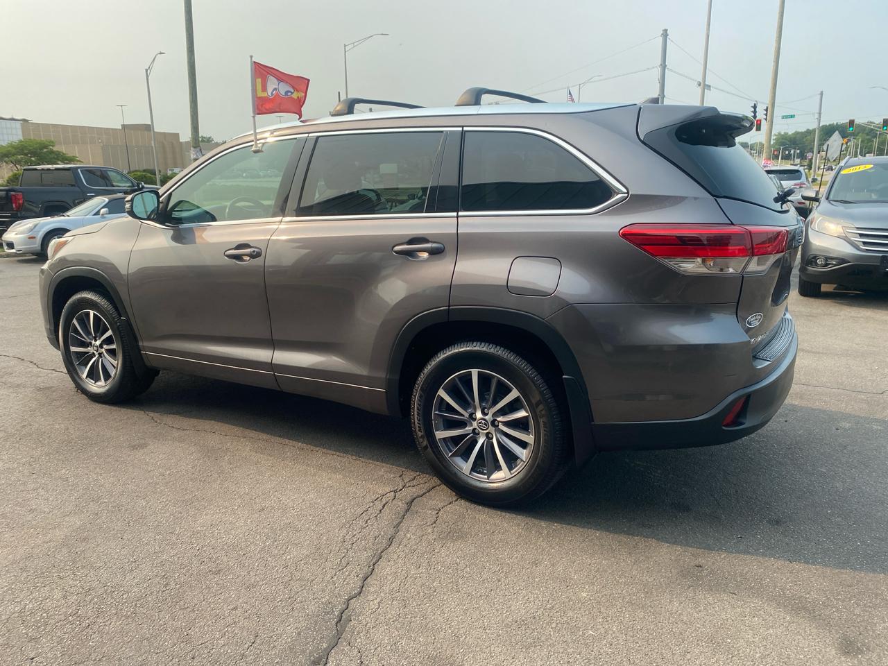 Toyota Highlander XLE AWD V6 2017